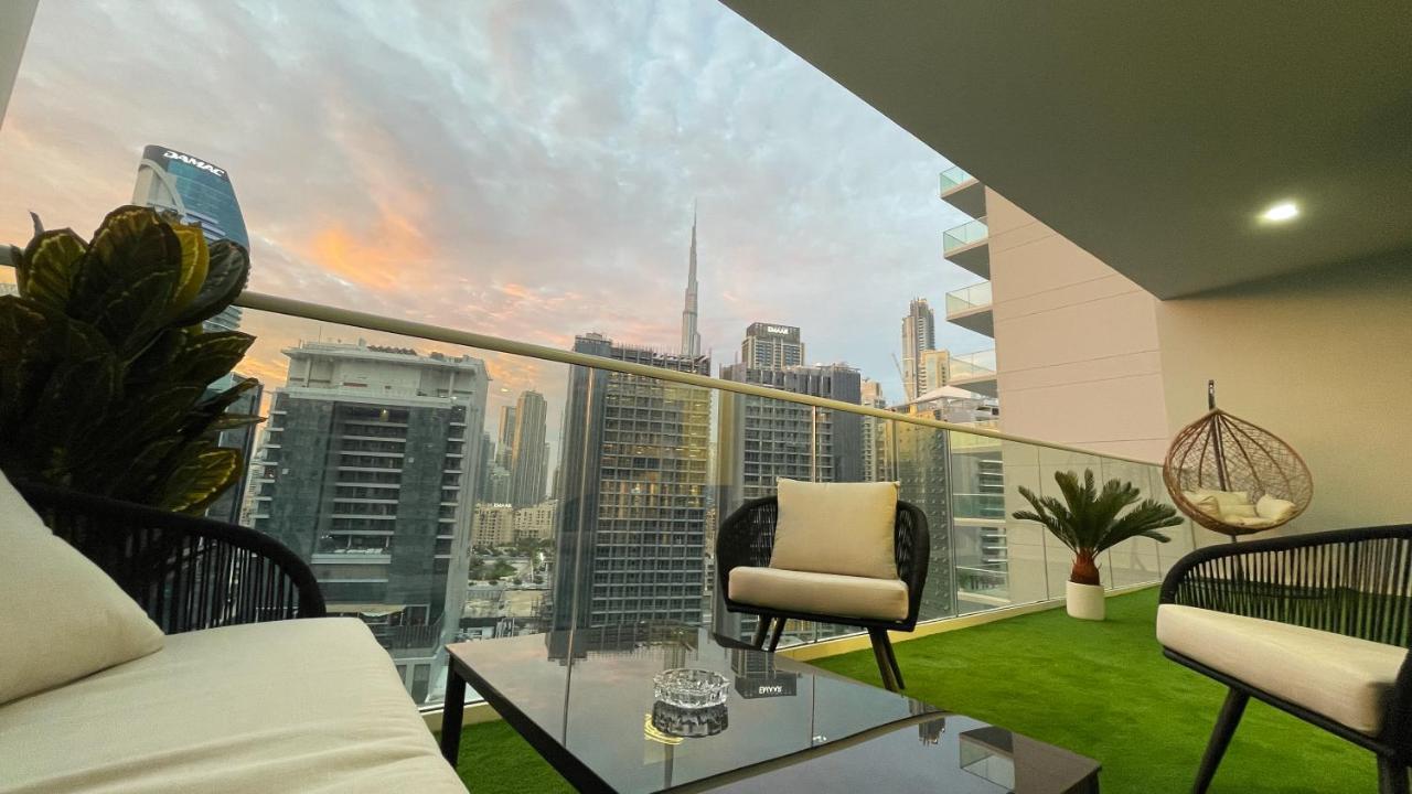 Luxury 2 Bedroom With Burj Khalifa View Dubai Exterior foto